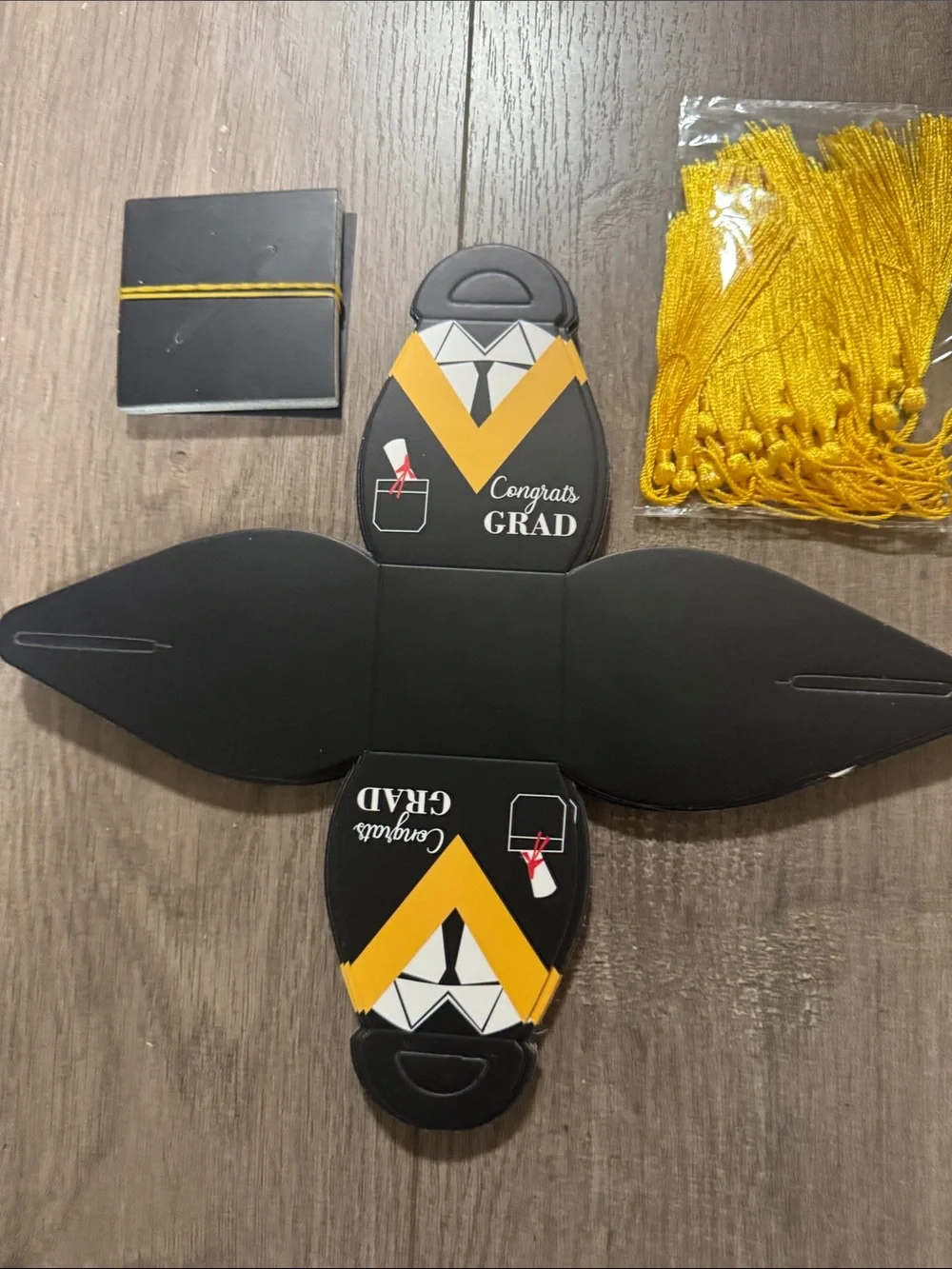 ***2/$15*** 24 pcs graduation cap candy box